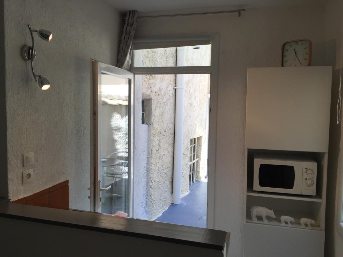 Studio Centre Avec Terrasse Avignon Exterior foto